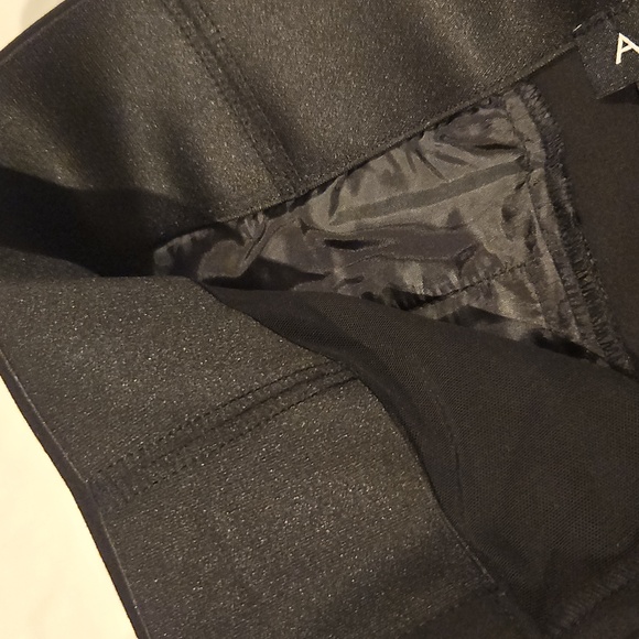 A. Byer Women's Waist Slimming Black Dress Pants Size 7 - Picture 10 of 10